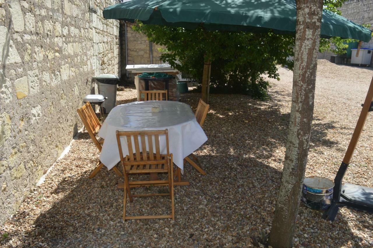 Gite Dans Le Vignoble De Bourgueil Le Port Boulet Екстериор снимка